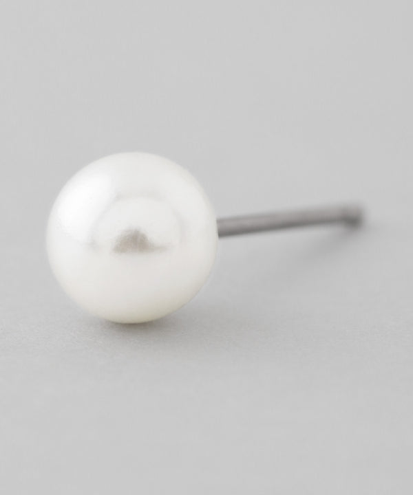 パール×ポンポンフラワーバックキャッチピアス