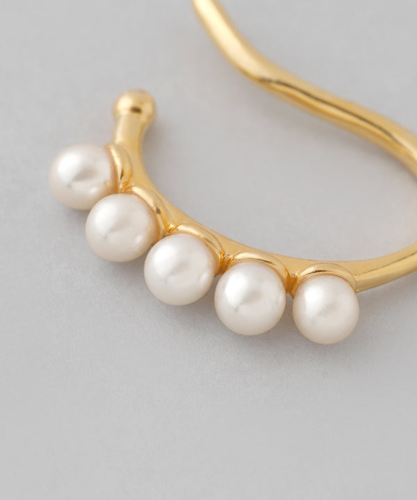 連なりパールイヤーカフ