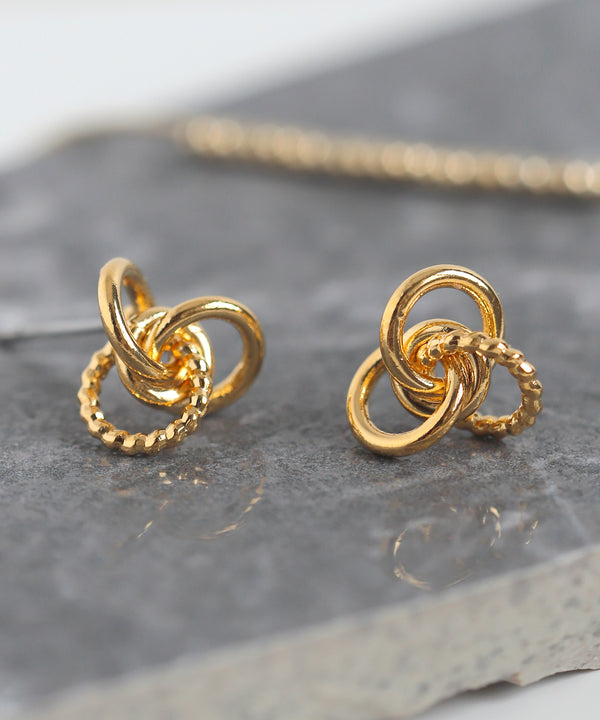 重なりサークルピアス