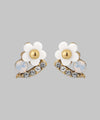 フラワー×ビジューピアス