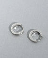 シンプルスタイルで心地良い華やぎを。メタル×フープピアス&イヤリング 5