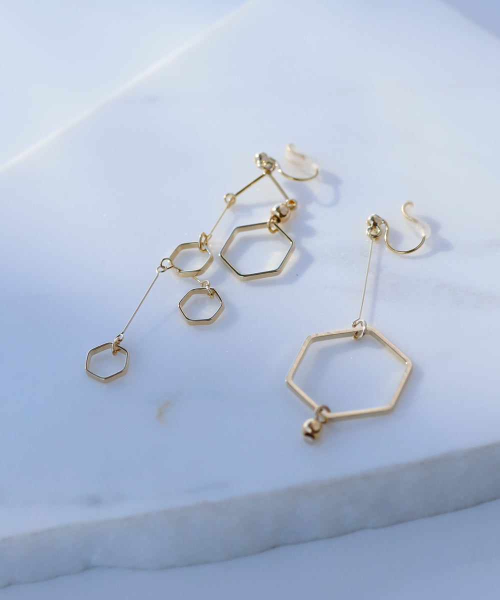 mimi33】ヤジロベエイヤリング[Sheerchic]｜SANPO ONLINE(サンポー