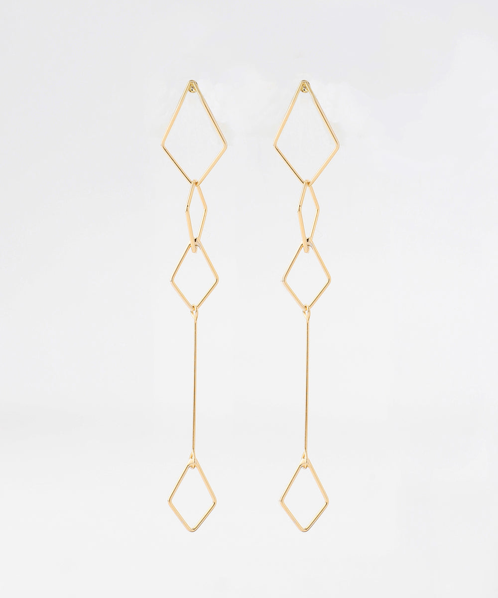 mimi33】ダイヤモチーフピアス[Sheerchic]｜SANPO ONLINE(サンポー