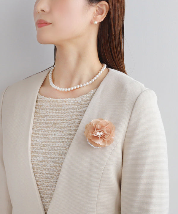 パールポイントフラワーコサージュ