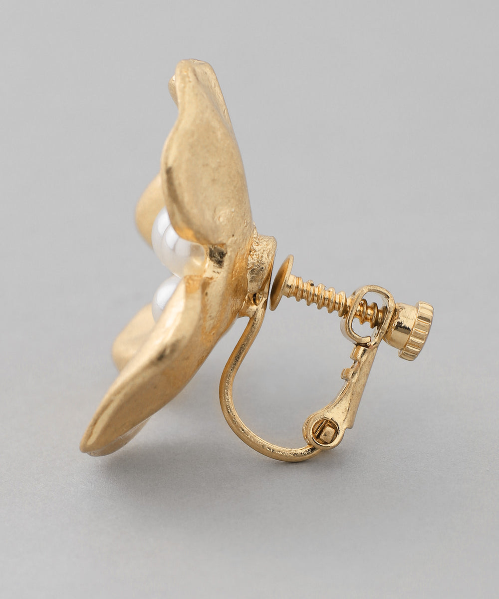 ANEMONE】パール×メタルフラワーイヤリング｜アネモネ・シエナロゼ