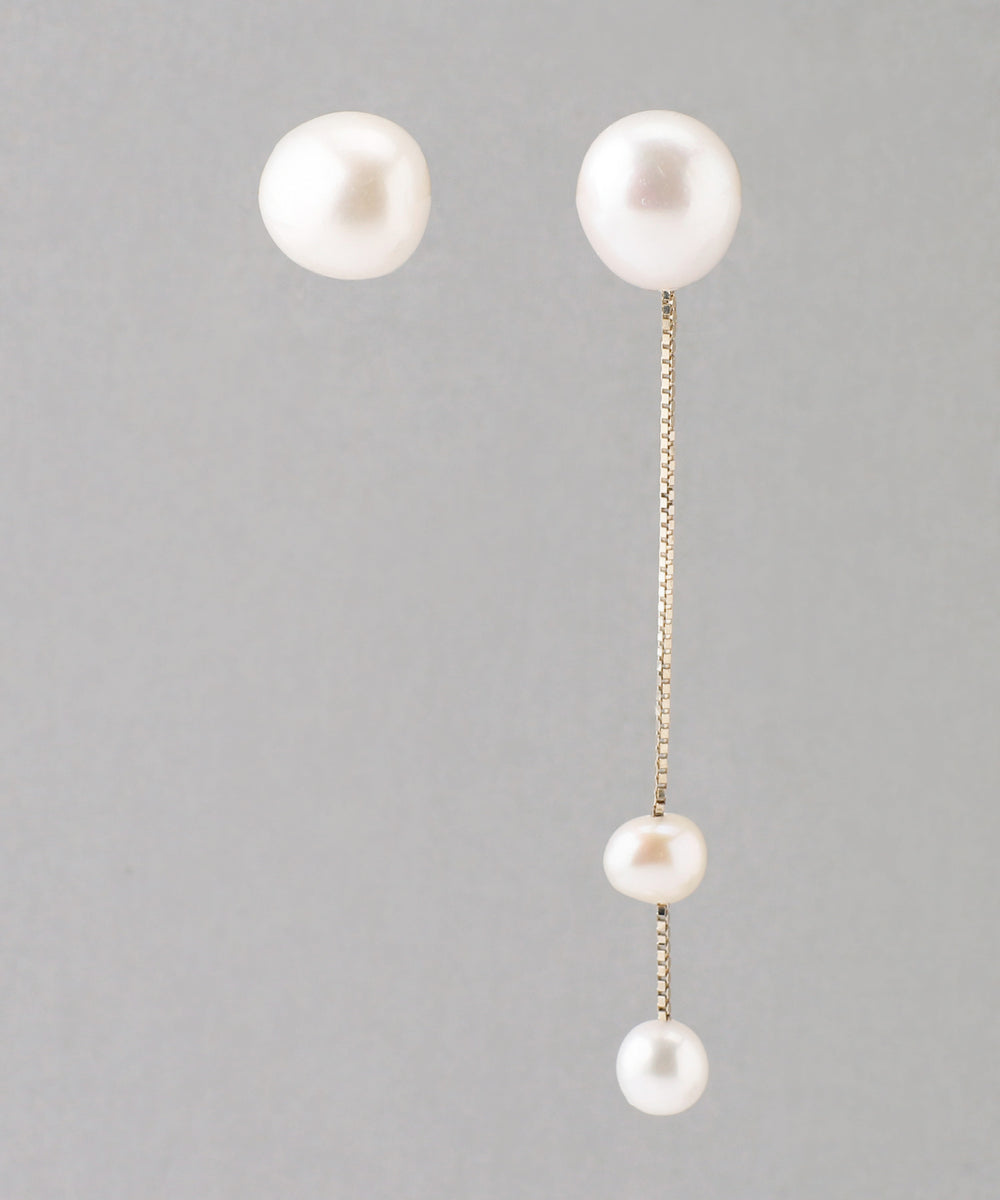 mimi33】パールのアシンメトリーピアス[Sheerchic]｜SANPO ONLINE