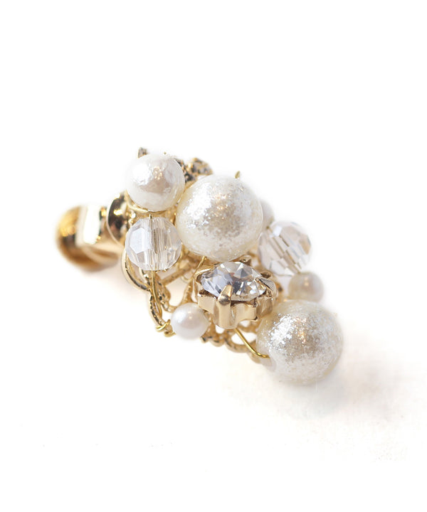 シャイニーパールとビジューのイヤリング