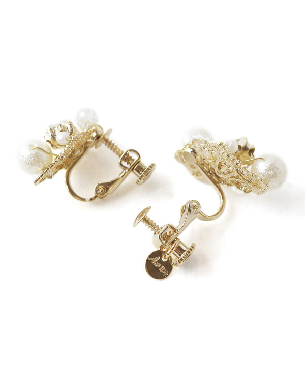 シャイニーパールとビジューのイヤリング