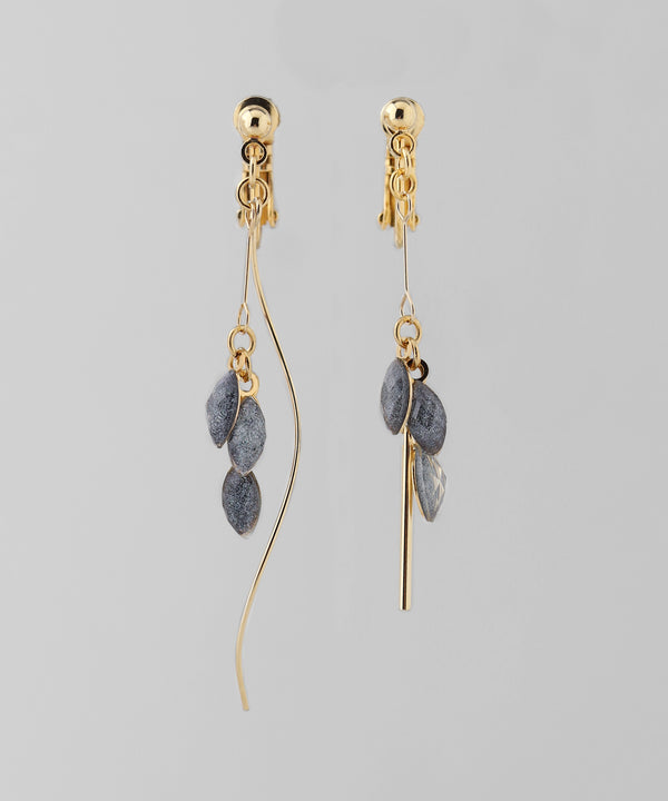 ラメドロップアシメイヤリング