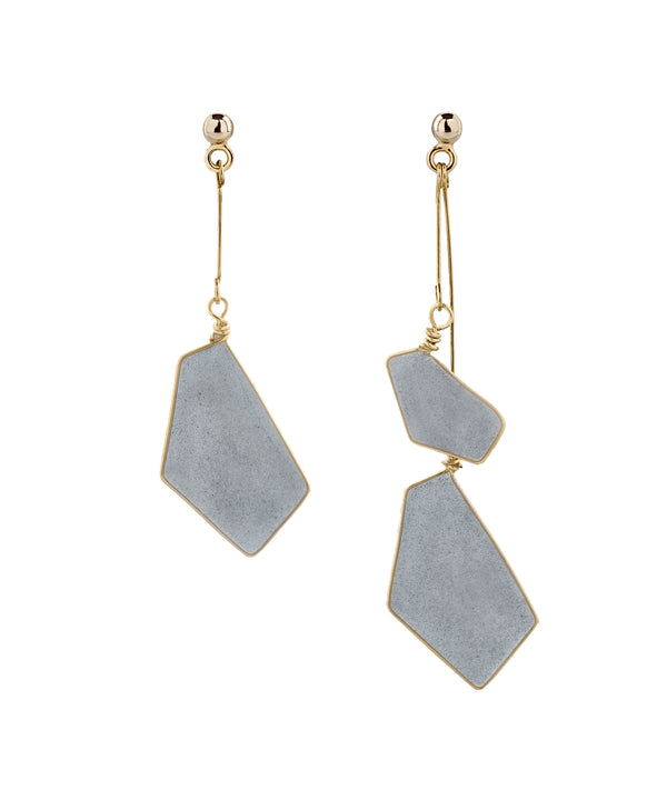 ペンタゴンアシメピアス