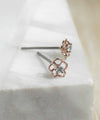 フラワー×ビジューピアス