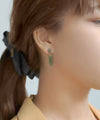 オーバルプレートピアス