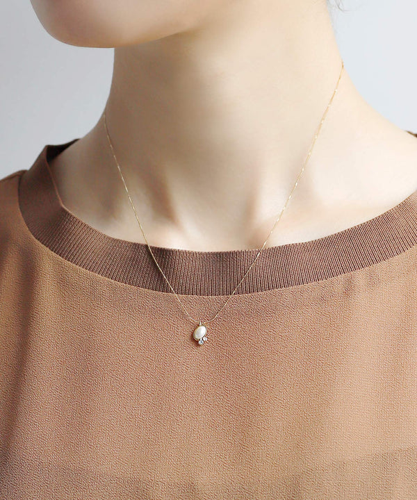 オーバルパール×ビジューネックレス