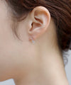 シャイニーミニフックピアス