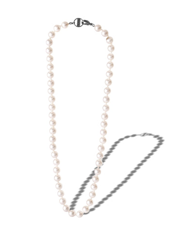 pearl necklace
