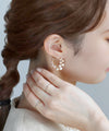 パールラインフープピアス