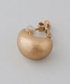 Matte metal curled earrings