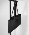 Wide knit tote bag