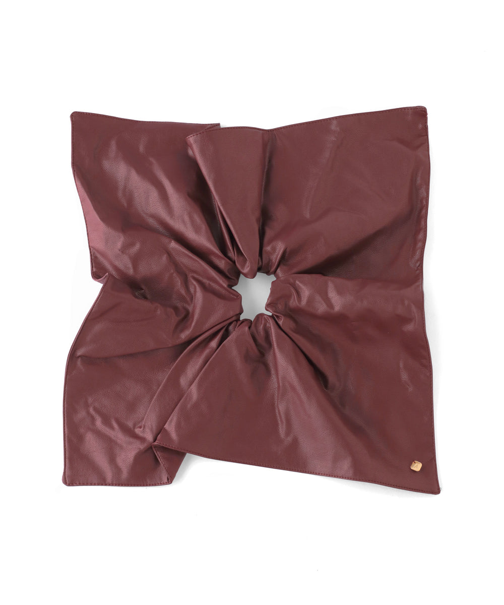 ANEMONE】【オンライン限定】レザー調スクエアシュシュ｜アネモネ