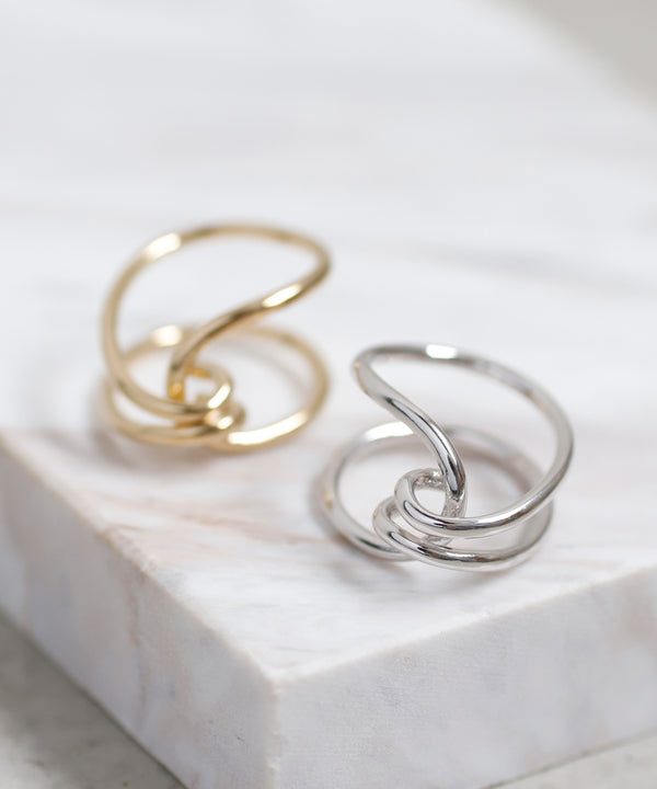 ボリューミーフックリング