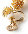 Pom-pom flower string earrings