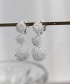 Pom-pom flower string earrings
