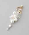 Flower and pearl earrings