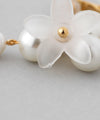 Flower and pearl earrings