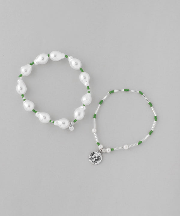 トレンドライクなデコルテを演出する、「ビーズネックレス」 12