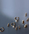 Drop Wide Snap Earrings