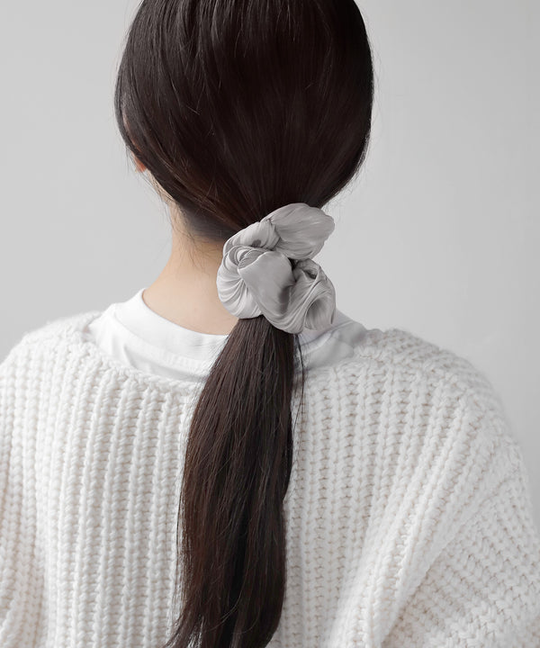 リンクルサテンシュシュ