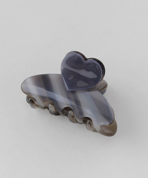 今、取り入れたい「ハート」でつくるトレンドコーデ。 6