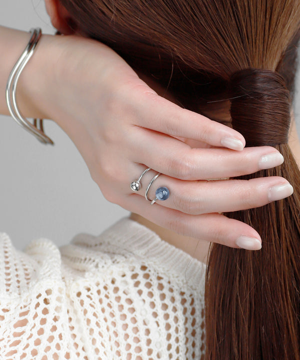 ガラススフィアスパイラルリング