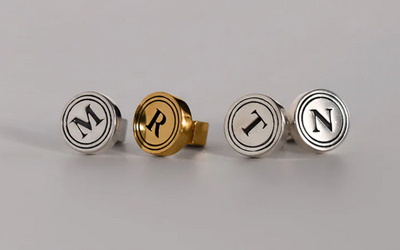 【INITIAL PIERCE】一文字で、もっとあなたらしく