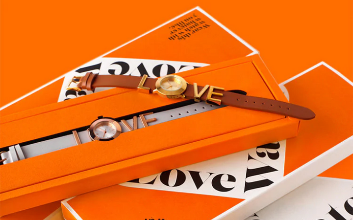 ここだけでしか手に入らない「LOVE watch」が新登場！