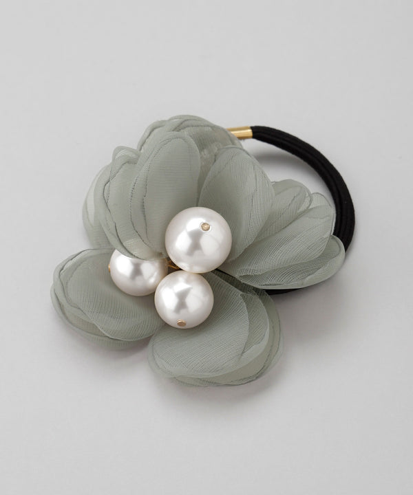 Airy flower and big pearl hair tie