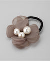 Airy flower and big pearl hair tie