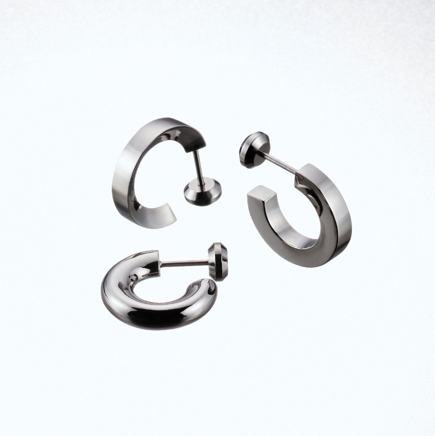 Bolt piercing Detail 2 Left