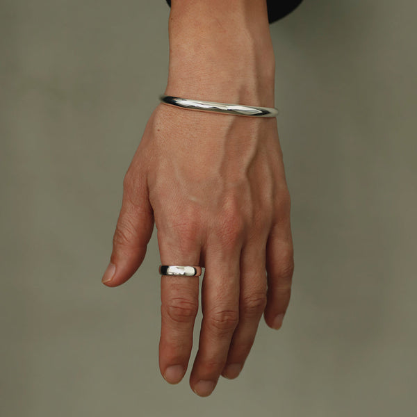 Oval Bangle SV