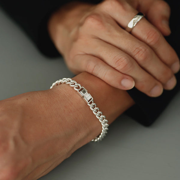 Curve Bracelet [M]