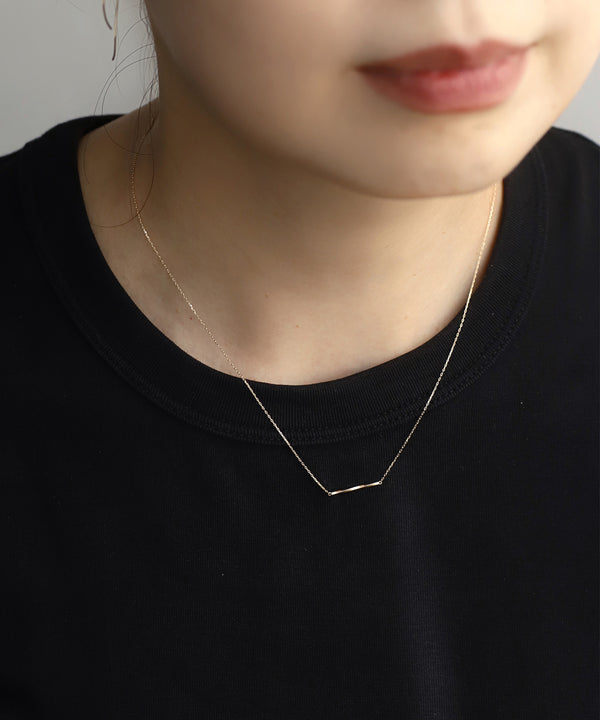 Toile Bar Necklace