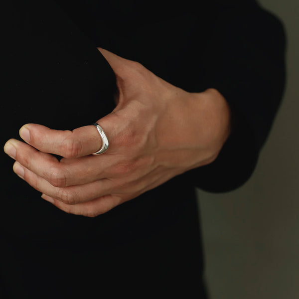 Curve Ring SV