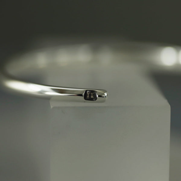 Oval Bangle SV