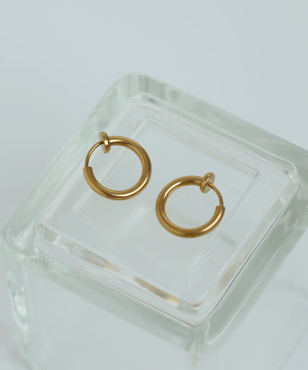 【ステンレス】メタルフープイヤリング[直径13mm]