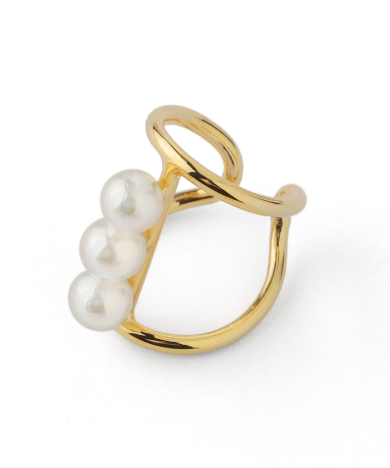 3粒パールとメタルラインのイヤーカフ