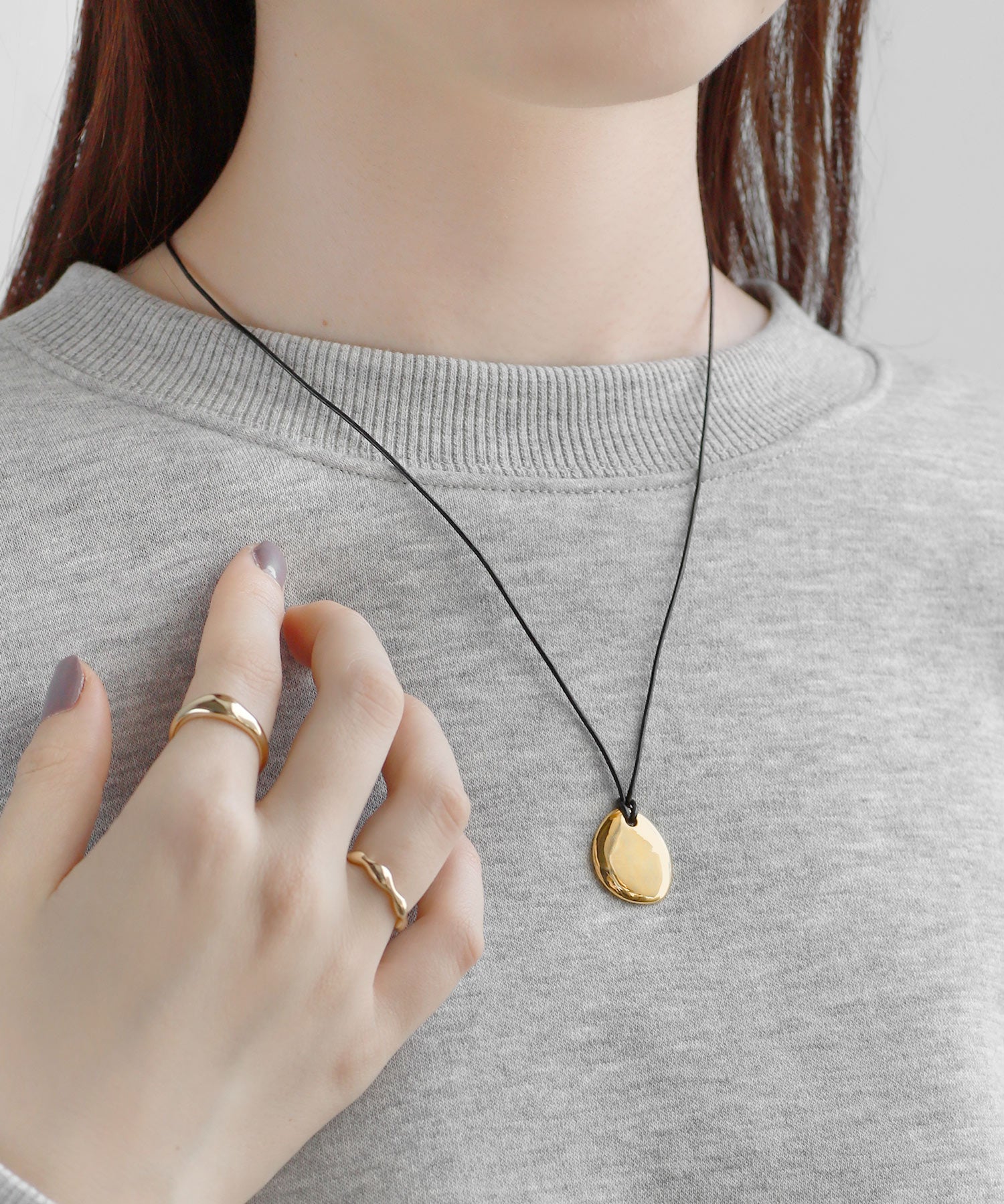 アクセサリー anemone ANEMONE】メタルプレートコードネックレス｜アネモネ・シエナロゼ