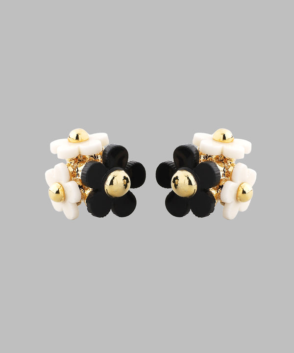 フラワーピアス