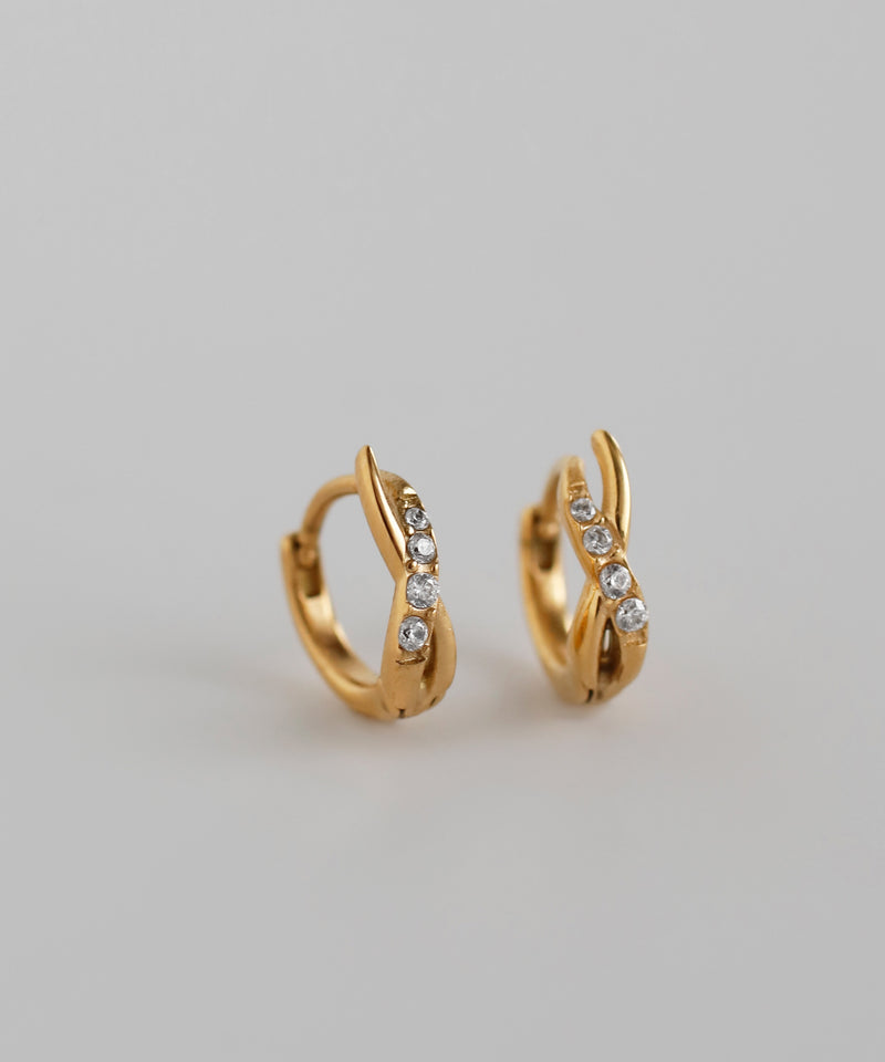 ビジュークロスラインフープピアス[サージカルステンレス][Sheerchic]