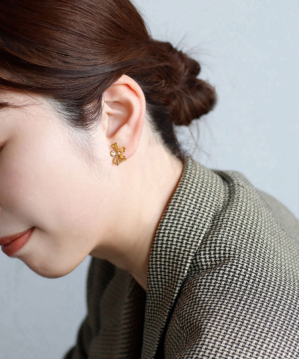 フラワーピアス[サージカルステンレス][Sheerchic]