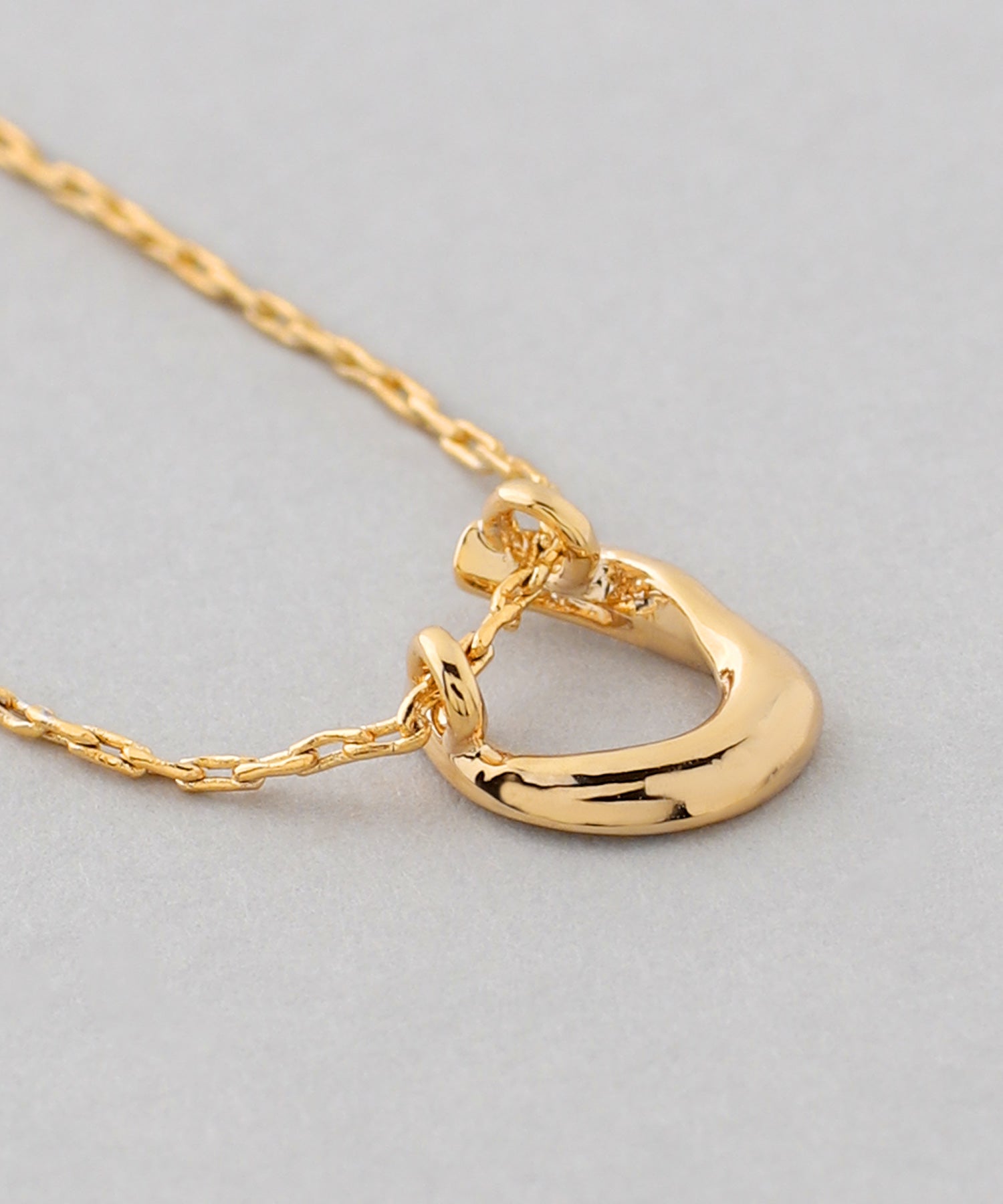 mimi33】ホースシューメタルネックレス[Sheerchic]｜アネモネ